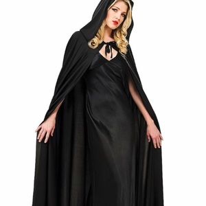 BLACK CAPE
